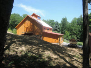 exterior boatbuilding barn