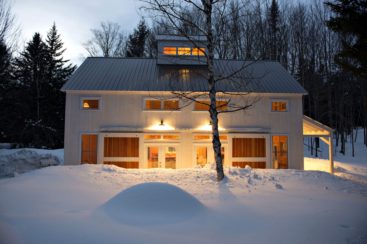 guesthouse, vermont, whitewash, barn doors, sliding, lighting, snow