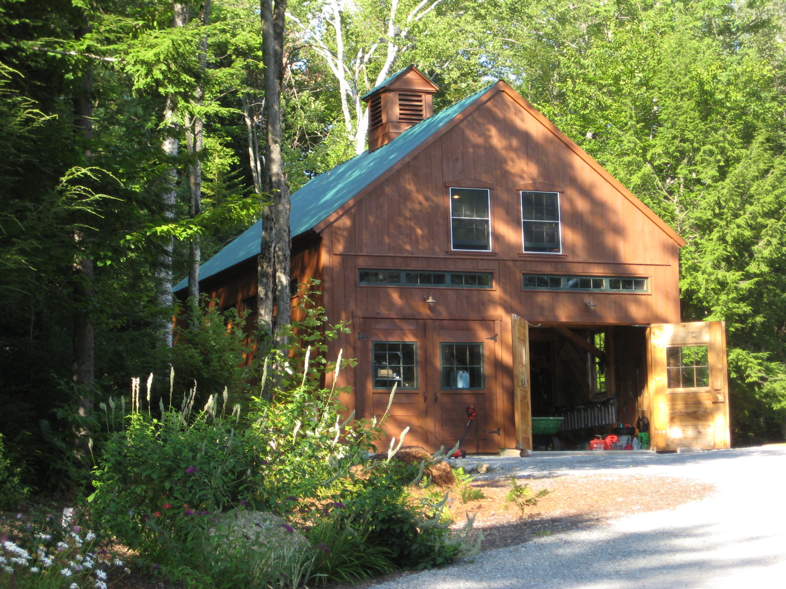 historic Vermont barn, barn home builder, best Vermont home builders, New England home design, Geobarns, contractors, home design, modern farm house, industrial farm house, winery builder, brewery builder, Vermont homes, New Hampshire homes, Maine homes, New York homes, Pennsylvania homes, Virginia homes, Texas homes