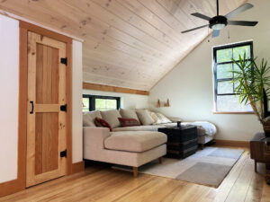 Geobarns, Forest Glade Home, NH, Mezzanine, Vaulted Ceiling, Wood Floor,Wood Ceiling, Cupola